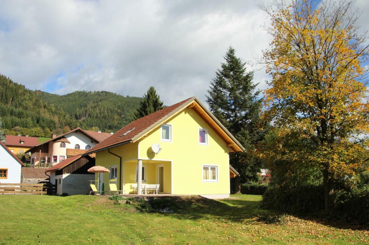 Narrenhaus Villa Fohnsdorf Eksteriør bilde
